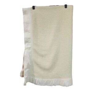 Vintage Chatham Acrylic Yellow Infant Blanket Nylon Satin Trim 38" x 48"